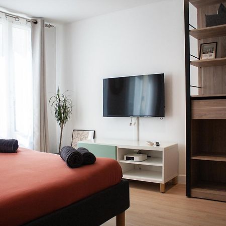 Апартаменти Studio Cosy En Plein Coeur Historique De Понтуаз Екстер'єр фото